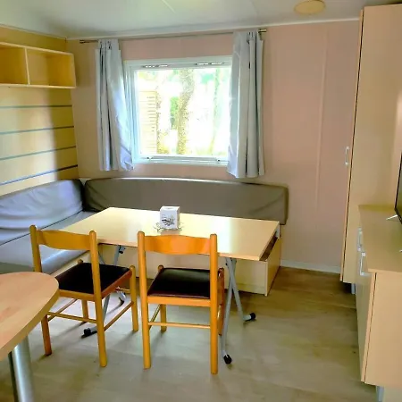 M.home Confort H004 2chbr/5pers Campeggio